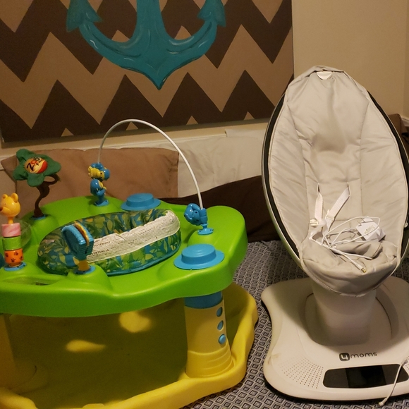 Mommaroo & jumper - Picture 1 of 1